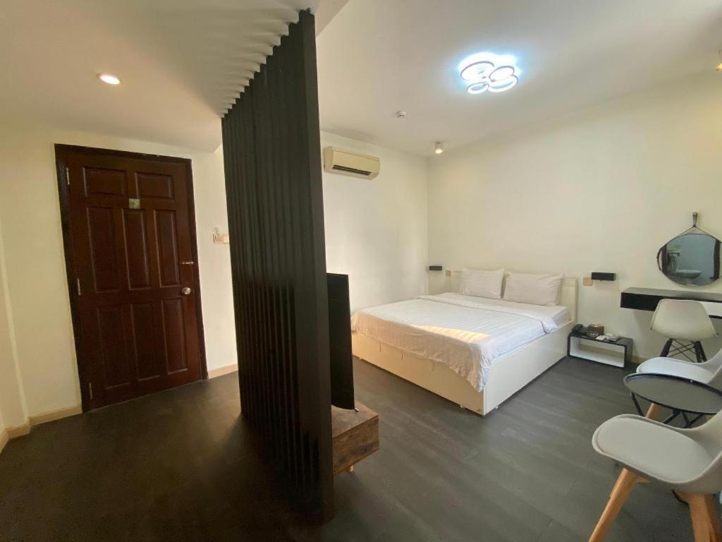 Amura Hotel Thu Duc Thành Pho Ho Chí Minh Esterno foto